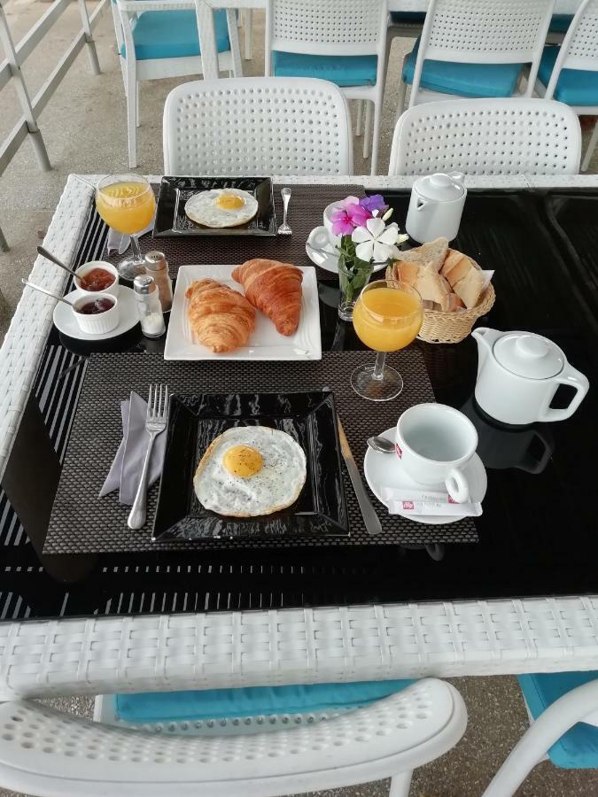 Hotel Union Amicale Corse Dakar Zewnętrze zdjęcie