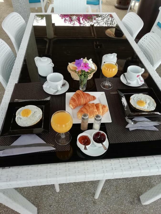 Hotel Union Amicale Corse Dakar Zewnętrze zdjęcie